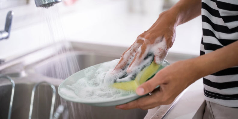 Thanksgiving at Home: How to Avoid Holiday Plumbing & HVAC Disasters